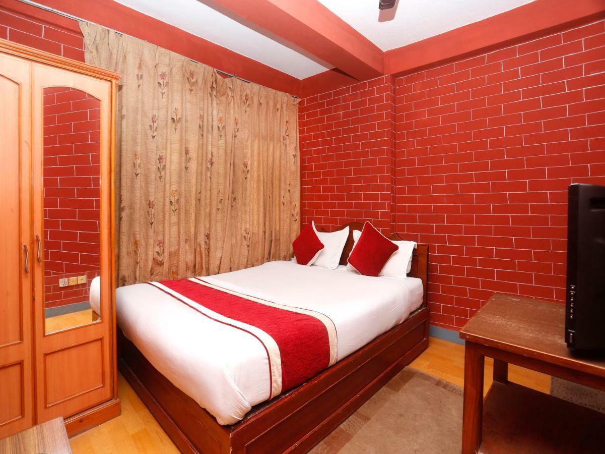 Spot On 497 Hotel Potala Thapathali 外观 照片