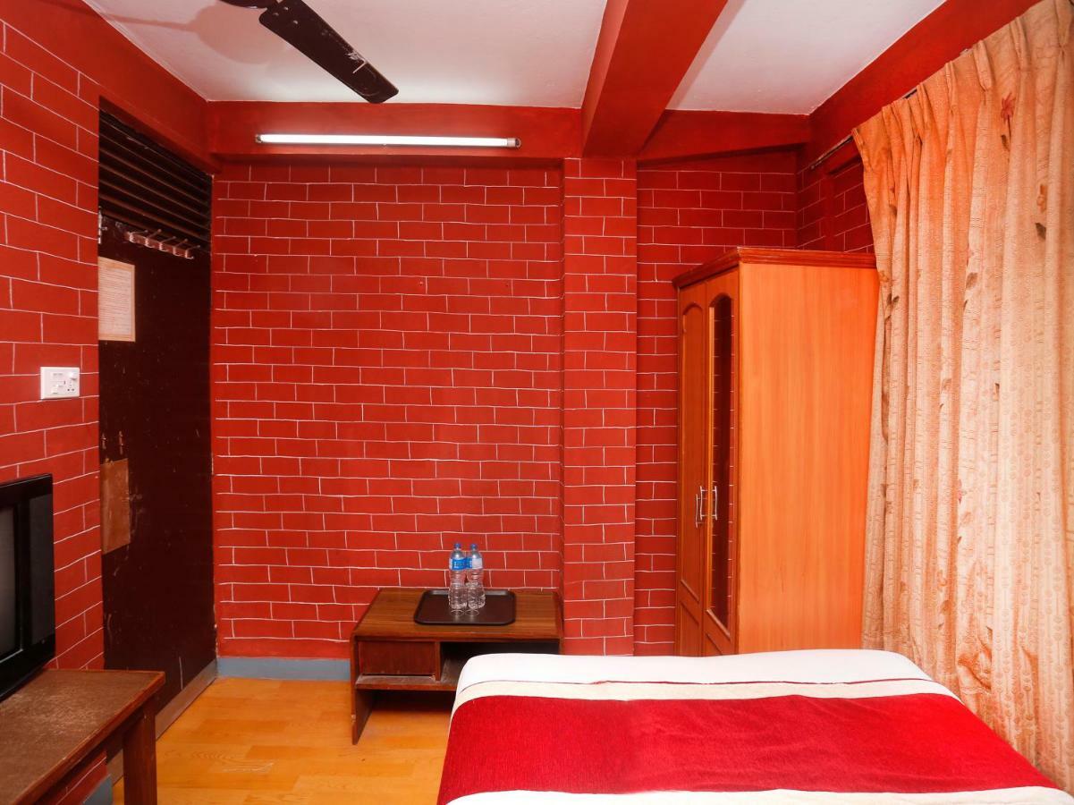 Spot On 497 Hotel Potala Thapathali 外观 照片